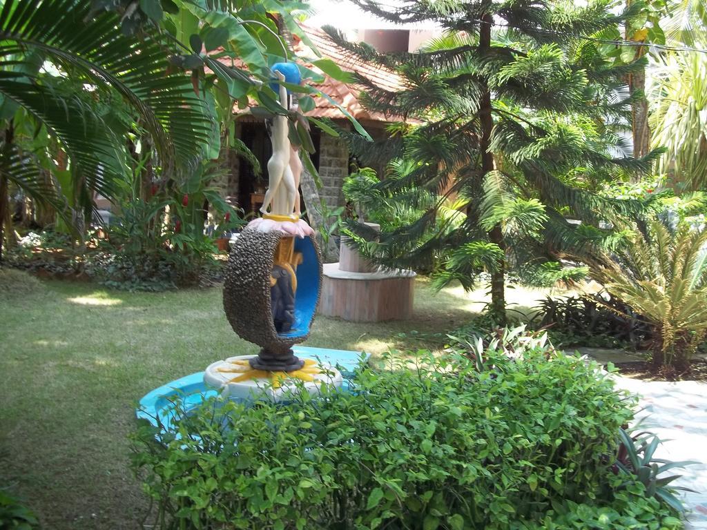 Maharaju Palace Kovalam Kültér fotó
